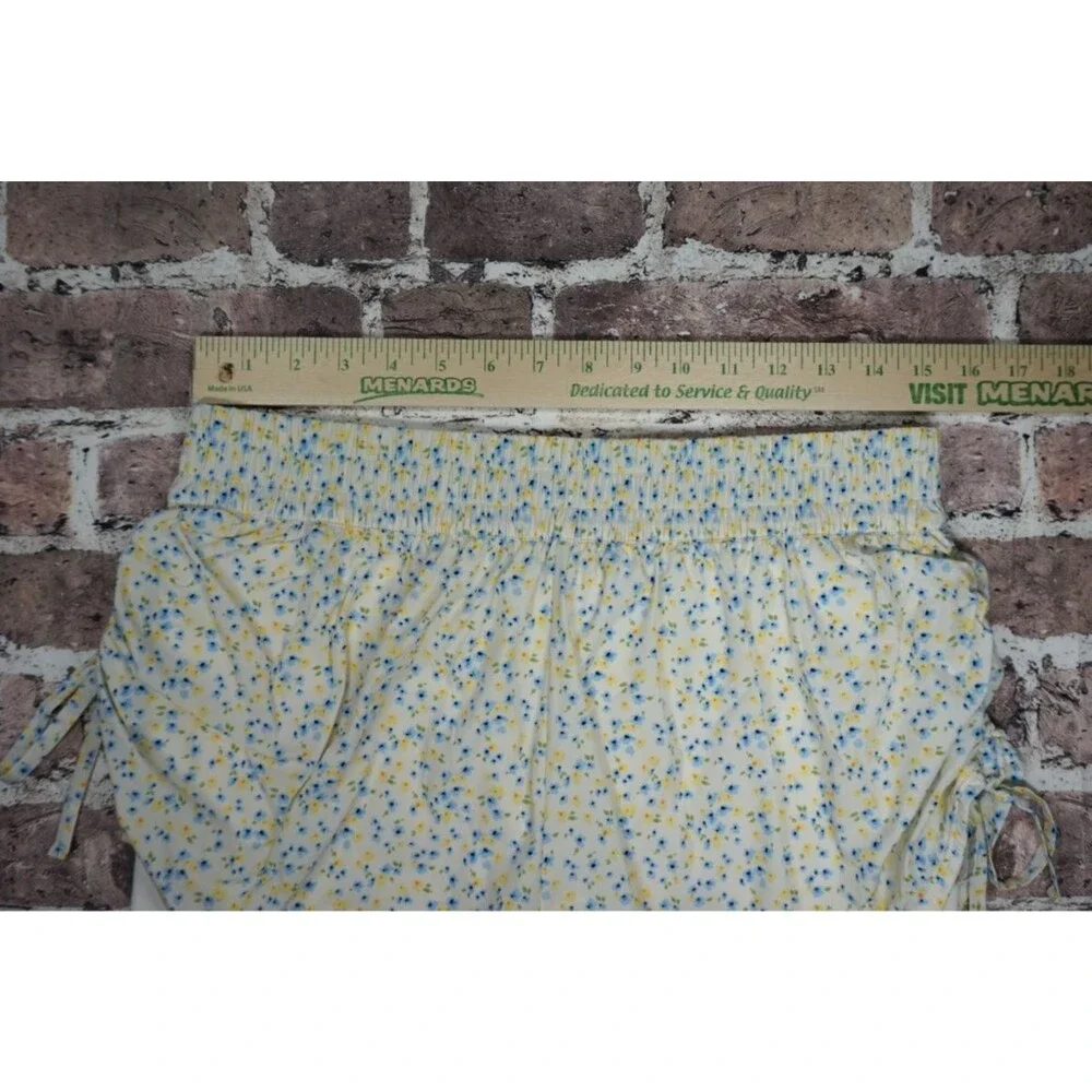 Blogilates Mommy & Me Cinch Active Tiny Bow Shorts Women Large Yellow Floral
